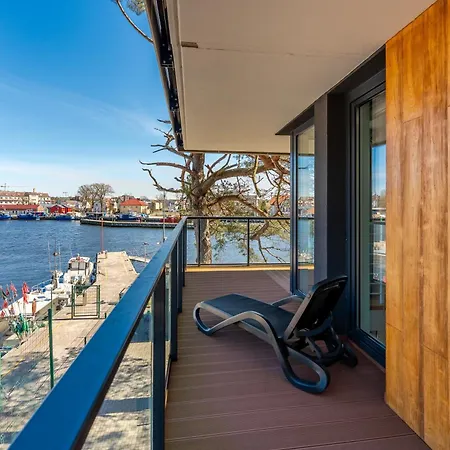 Lighthouse 03 Surfingbird Apartment *