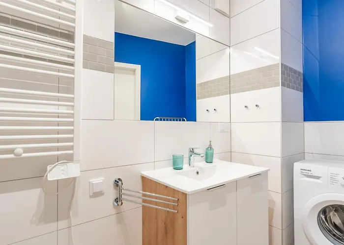 Lighthouse 03 Surfingbird ムジェジノ